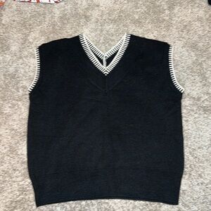 NWT Le Lis Seam Detail Oversized Vest Size Small